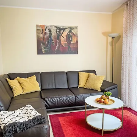 Semesterbostad Lenzer Hoeh-1 By Interhome
