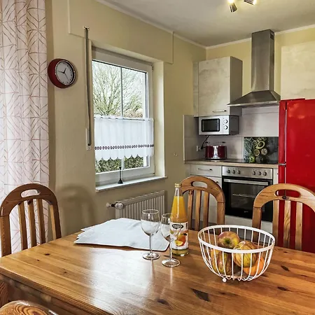 Semesterbostad Lenzer Hoeh-1 By Interhome